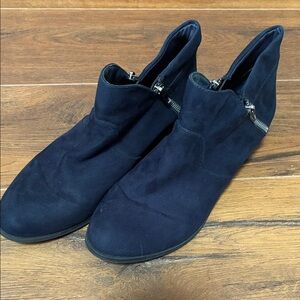 Sun + Stone Women's Faux Suede Dark Blue Ankle Booties Size 10